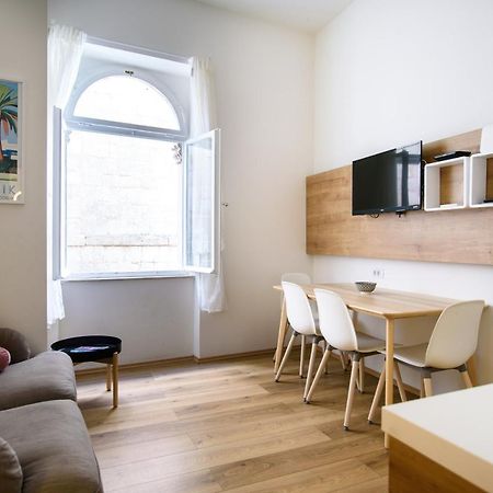Street Buzz Old Town Apartment By Duhomes Dubrovnik Exteriör bild