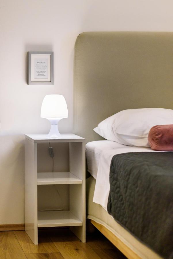 Street Buzz Old Town Apartment By Duhomes Dubrovnik Exteriör bild
